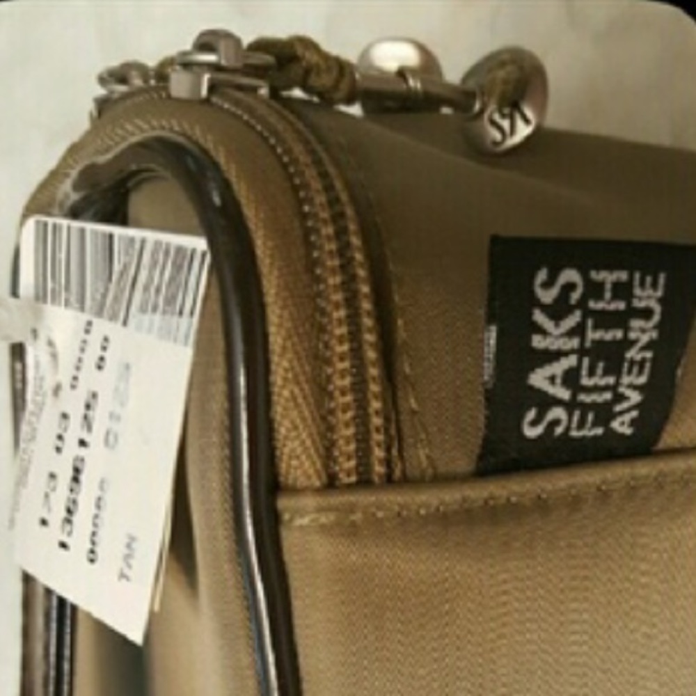 🆕 Saks Fifth Avenue Tote Bag - Picture 3 of 10